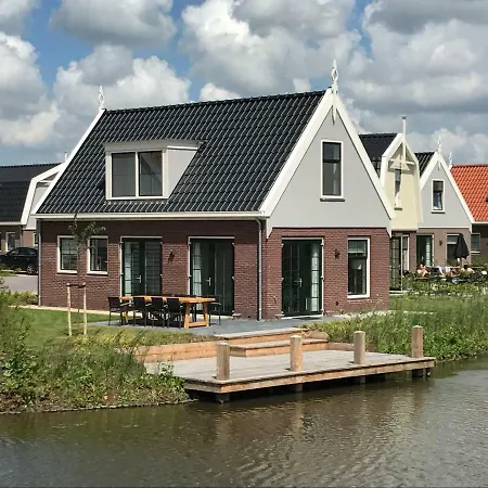 Luxurious Water Hébergement de vacances