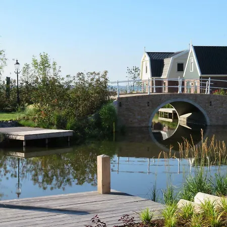 Luxurious Water * Uitdam