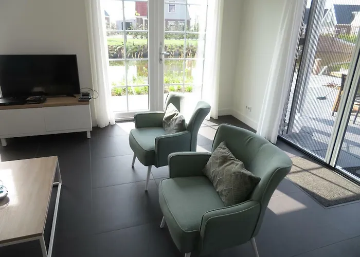 Luxurious Water Vakantiehuis *