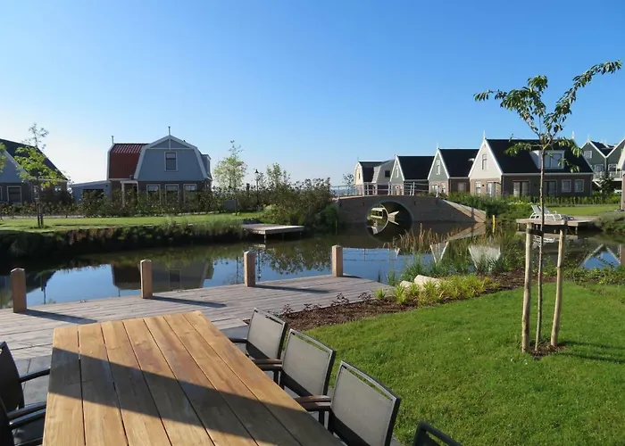 Luxurious Water * Uitdam